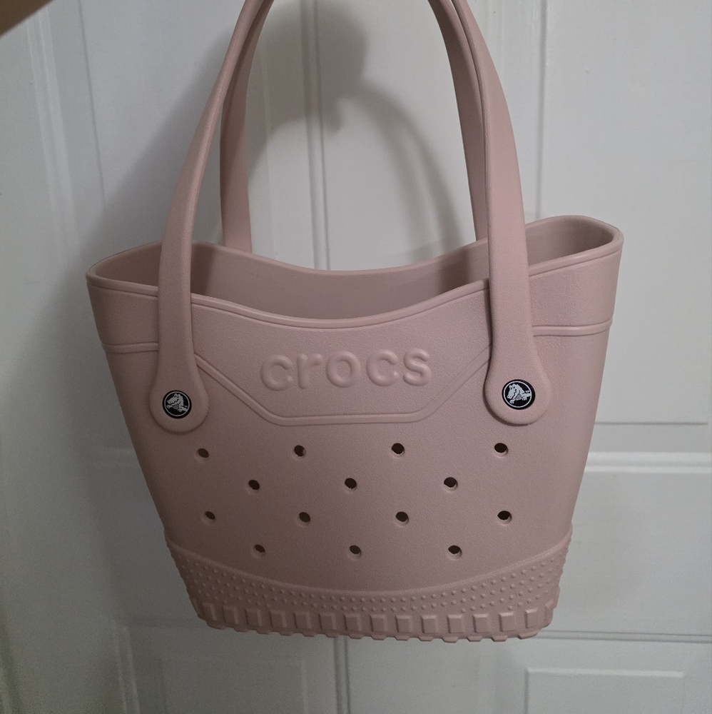 CROCS CLASSIC Medium TOTE - Picture 3 of 3